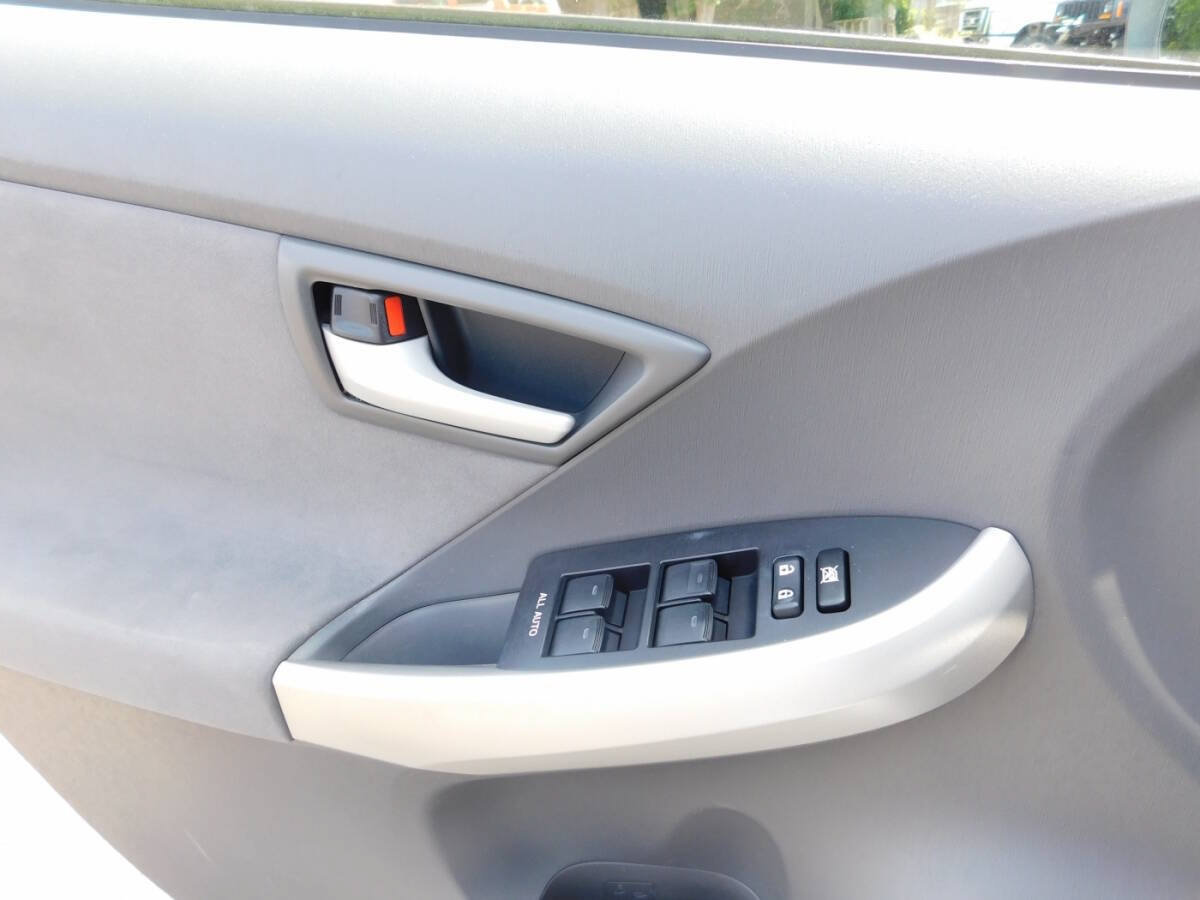 Used 2011 Toyota Prius Two FWD image 14