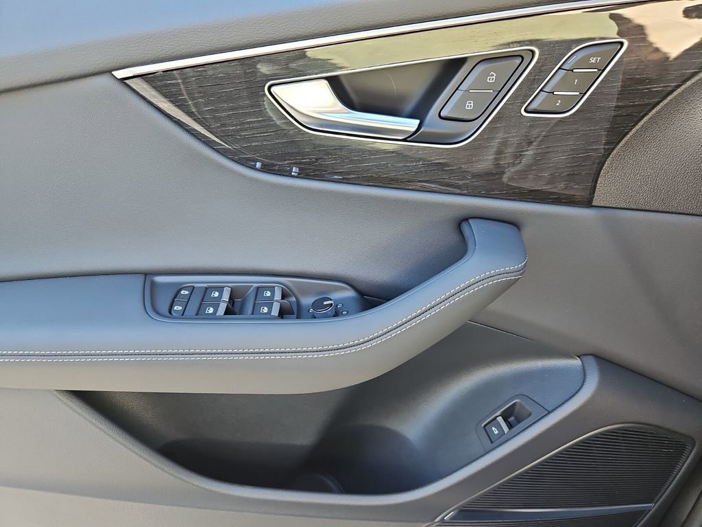 New 2026 Audi Q8 Premium Plus image 13