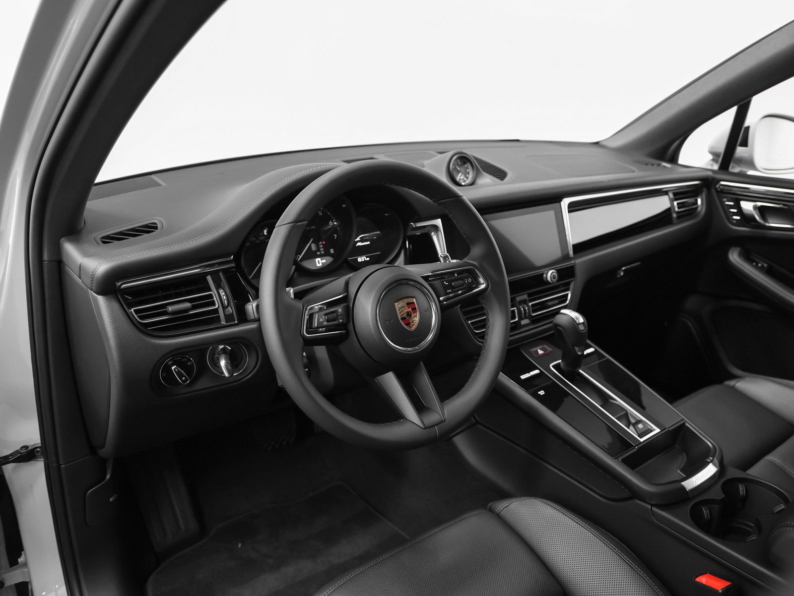 New 2026 Porsche Macan image 4