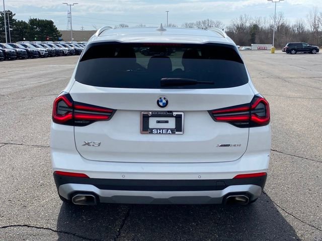Used 2024 BMW X3 xDrive30i AWD/4WD image 4