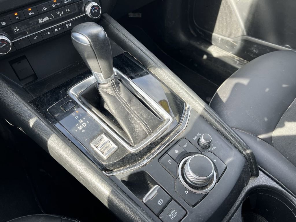 Used 2020 MAZDA CX-5 Touring image 15