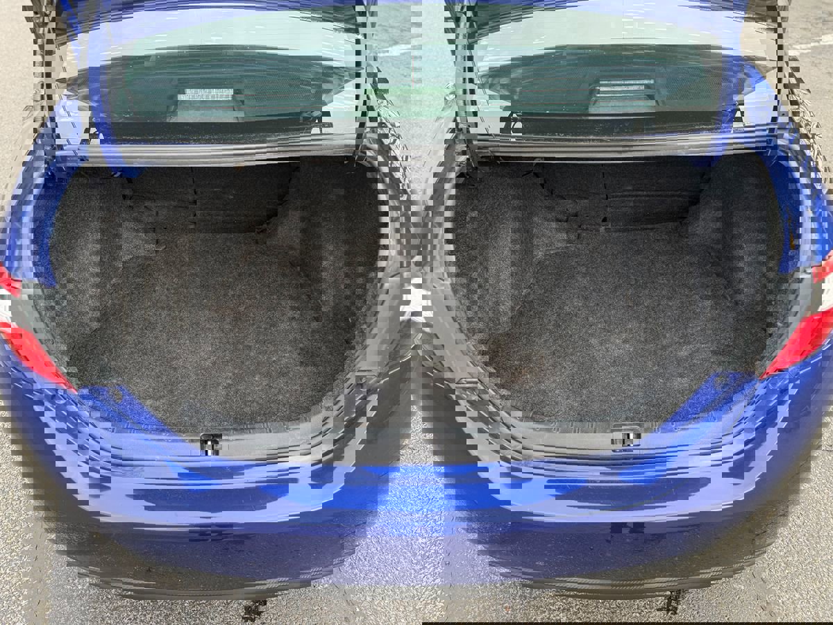 Used 2014 Toyota Corolla S image 37