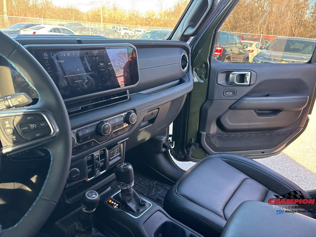 Used 2024 Jeep Wrangler High Altitude image 26