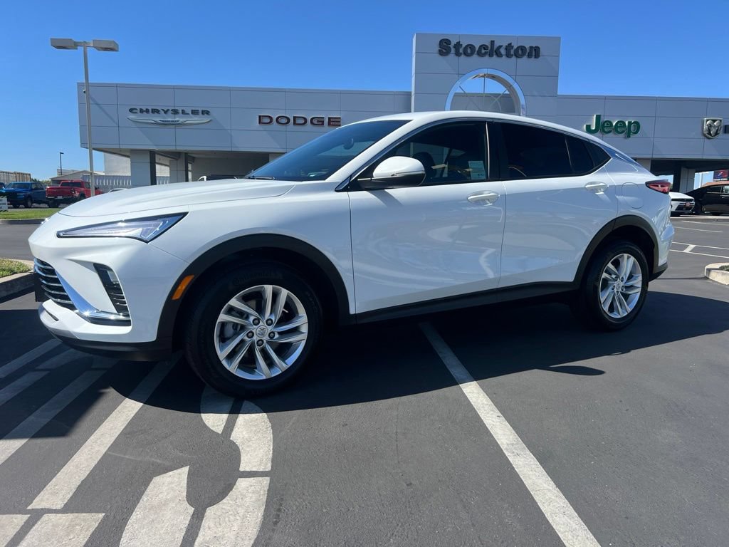 Used 2025 Buick Envista Preferred