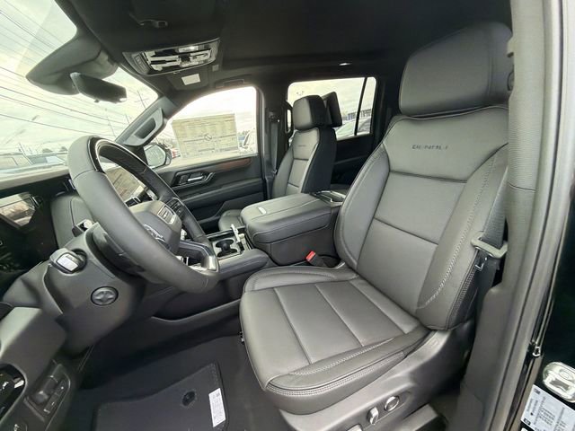 New 2026 GMC Yukon XL Denali w/ Denali Reserve Package AWD/4WD image 11