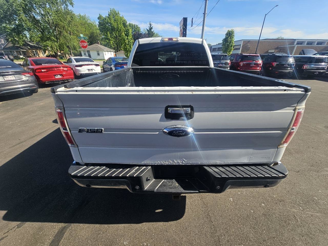Used 2014 Ford F150 XLT w/ Equipment Group 302A Luxury AWD/4WD image 9