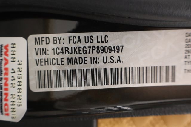 Used 2023 Jeep Grand Cherokee L Summit w/ Advanced Protech Group IV image 30