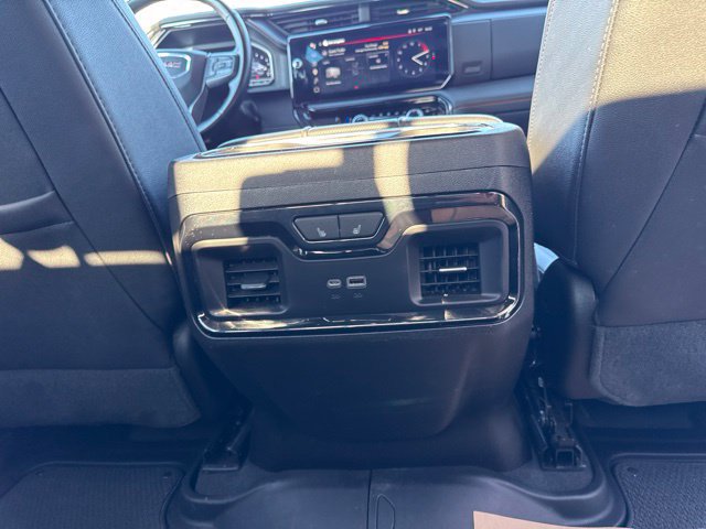 Used 2024 GMC Sierra 1500 AT4 w/ AT4 Preferred Package AWD/4WD image 39