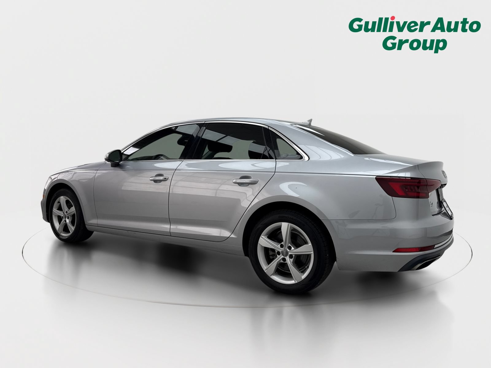 Used 2019 Audi A4 2.0T Premium w/ Convenience Package FWD image 4