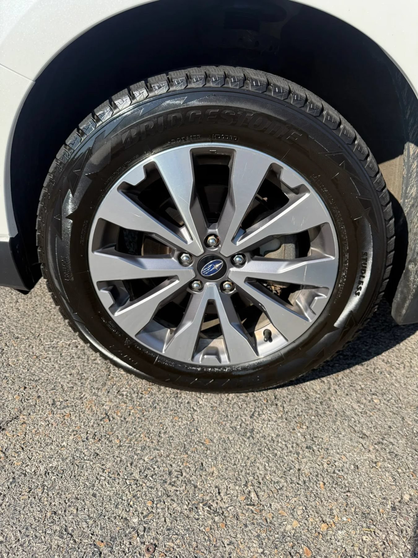 Used 2018 Subaru Outback 3.6R Touring AWD/4WD image 25