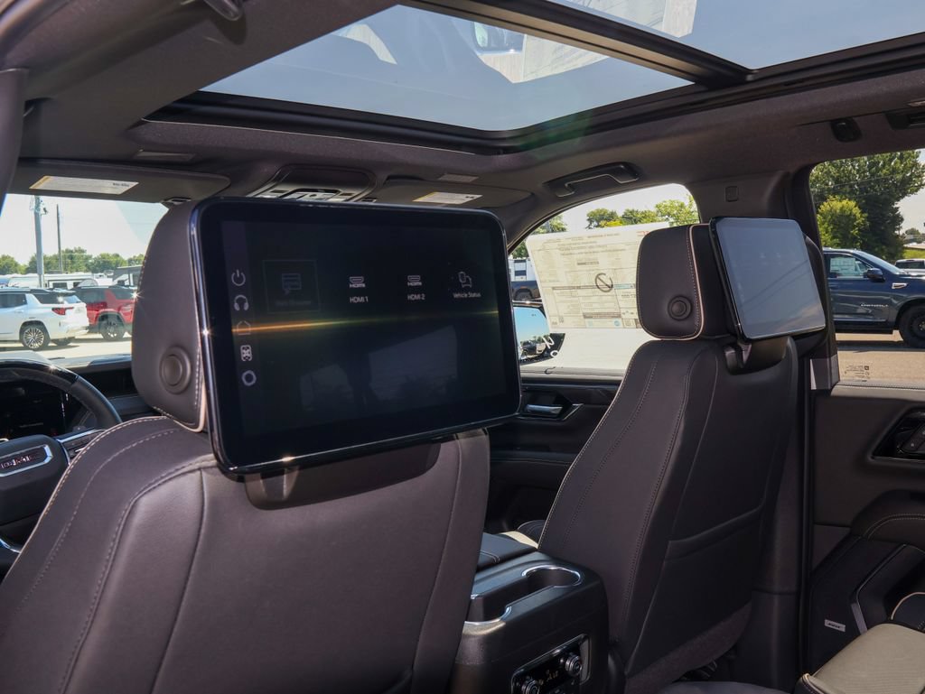 New 2026 GMC Yukon XL Elevation w/ Elevation Premium Package AWD/4WD image 15