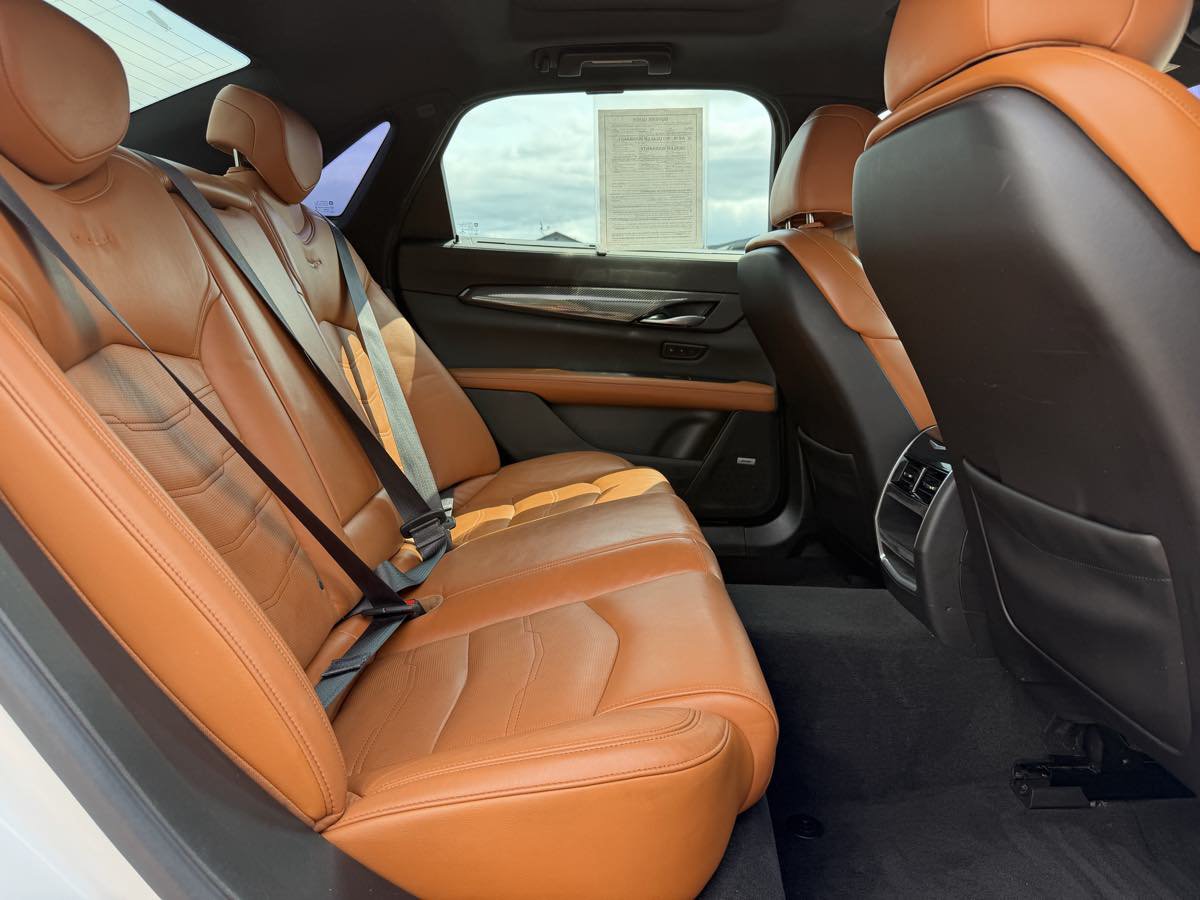 Used 2017 Cadillac CT6 Luxury AWD/4WD image 12