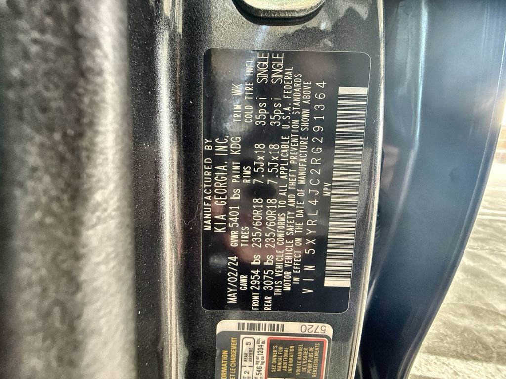 Used 2024 Kia Sorento S image 26