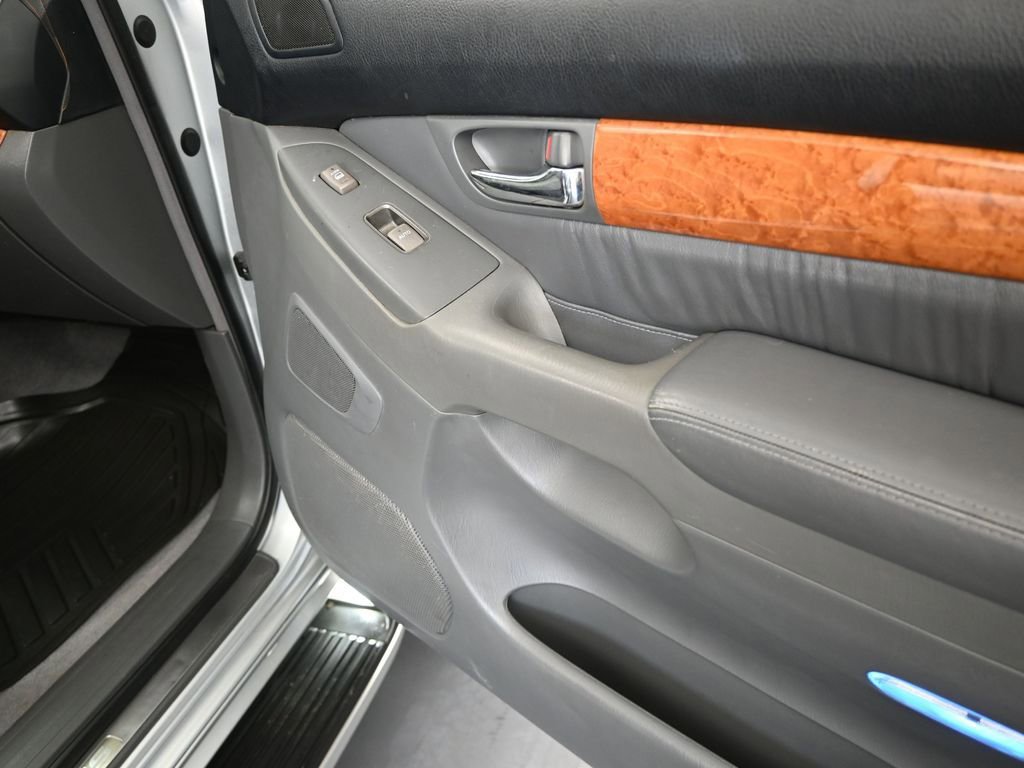 Used 2006 Lexus GX 470 image 24