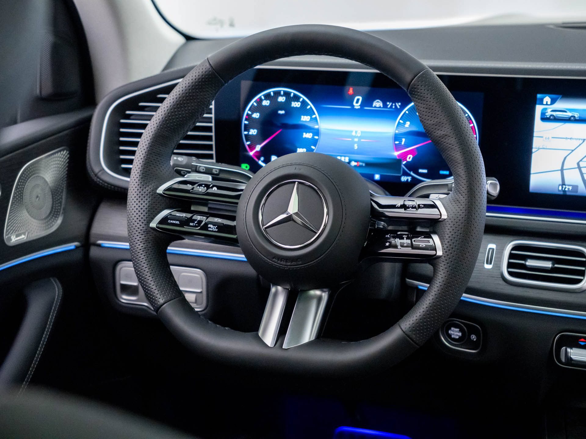 New 2026 Mercedes-Benz GLS 450 4MATIC image 11