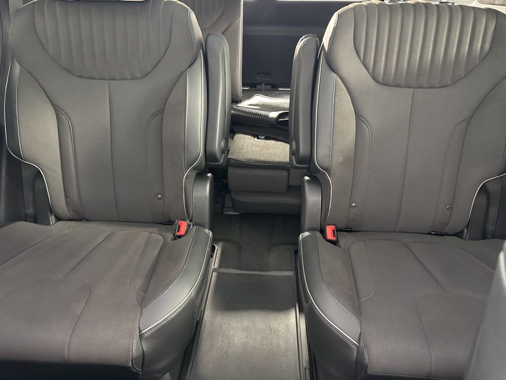 Used 2025 Hyundai Palisade Calligraphy AWD/4WD image 19