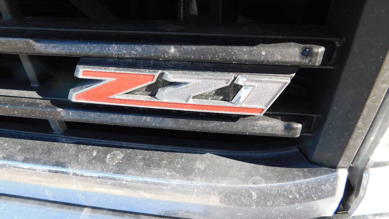 Used 2015 Chevrolet Silverado 3500 LT w/ LT Convenience Package AWD/4WD image 18