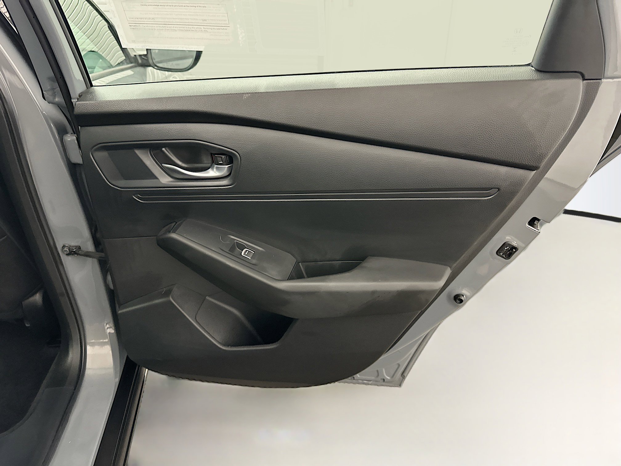 Used 2025 Honda Accord SE image 30