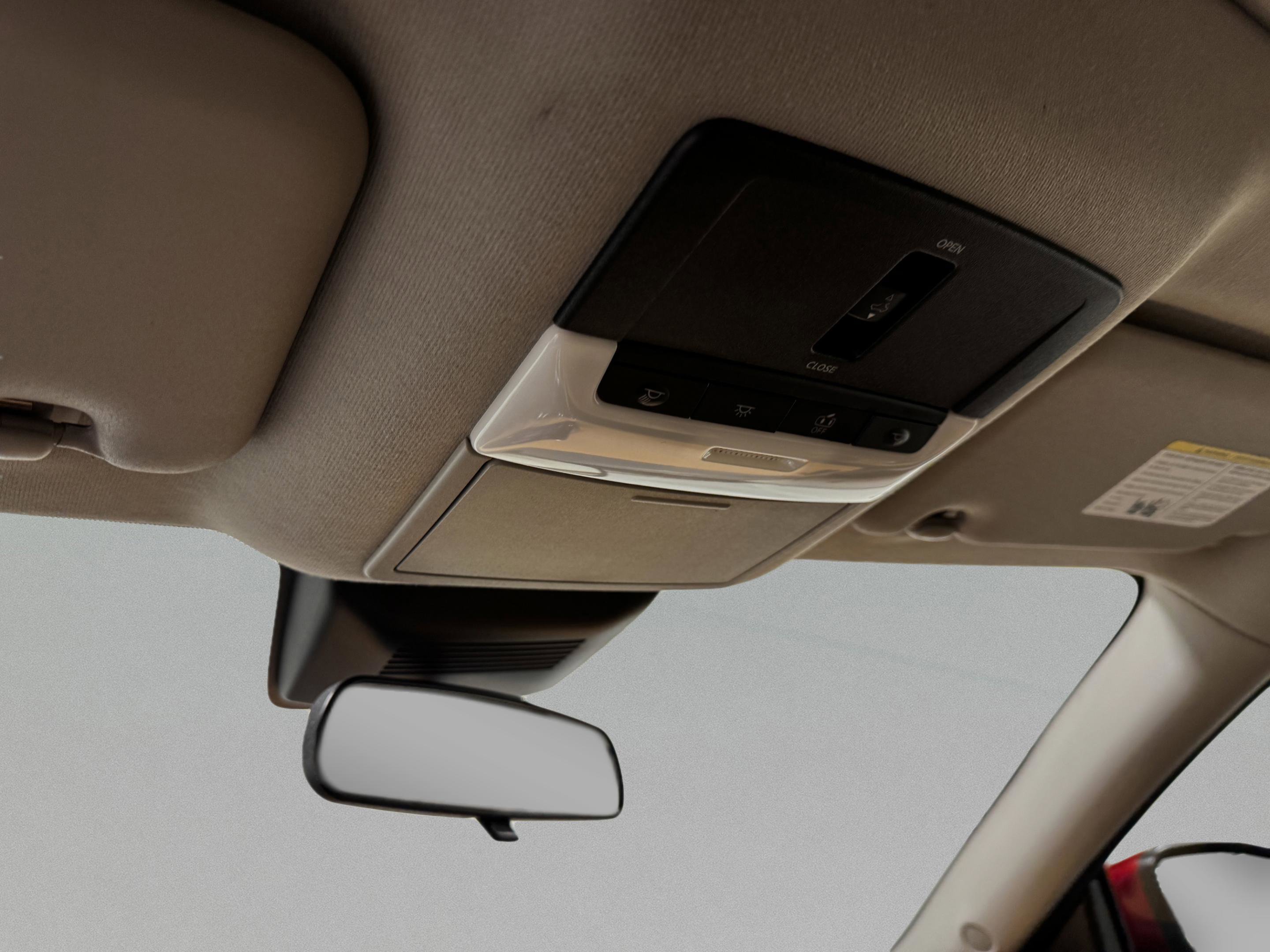 Used 2021 Nissan Sentra SV w/ SV Premium Package image 29