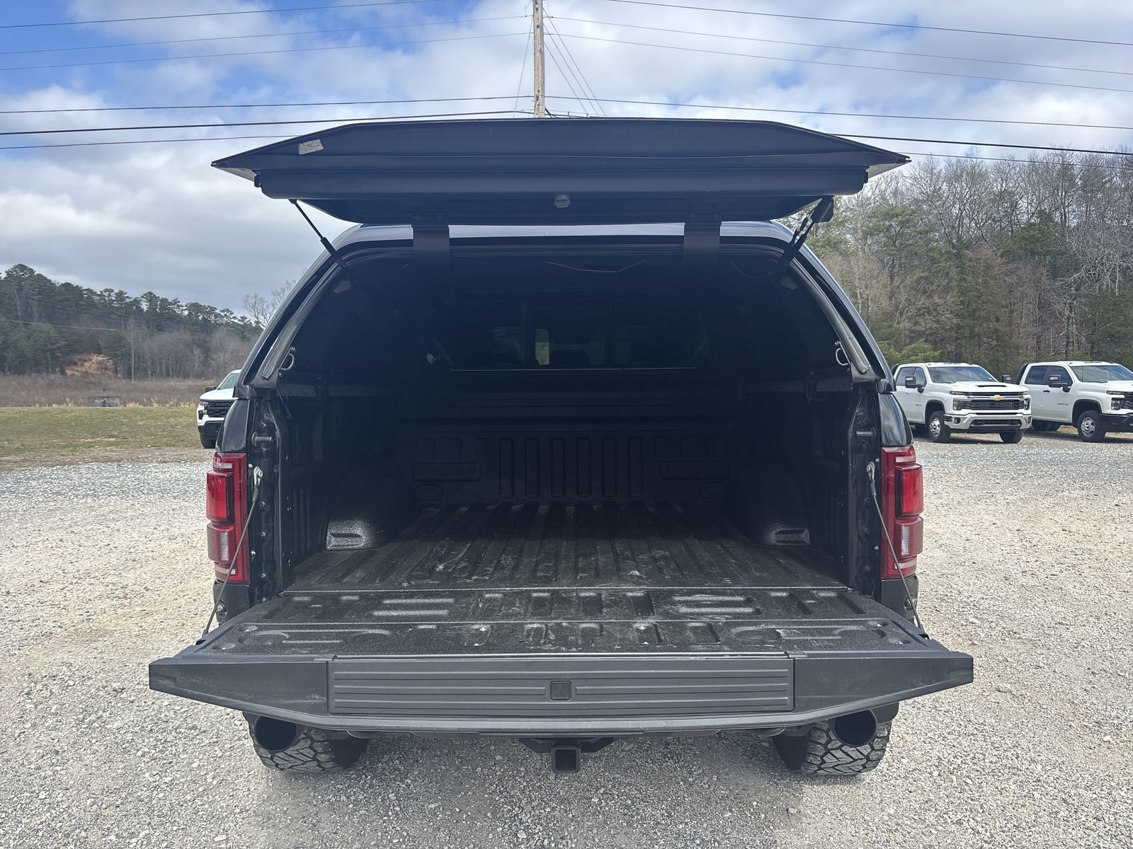 Used 2018 Ford F150 Raptor w/ Equipment Group 802A Luxury AWD/4WD image 23