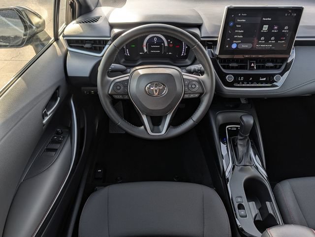 Certified 2025 Toyota Corolla SE w/ SE Premium Package FWD image 11