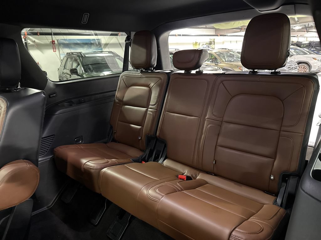 Used 2023 Lincoln Navigator L Reserve AWD/4WD image 27