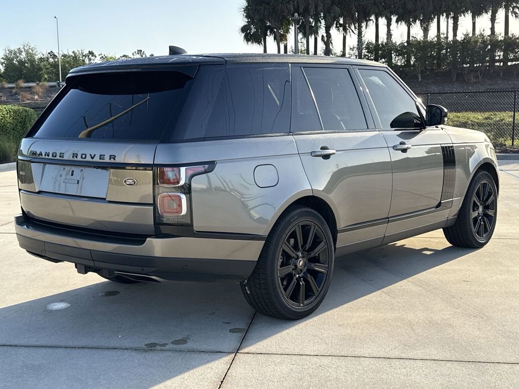 Used 2020 Land Rover Range Rover HSE image 11