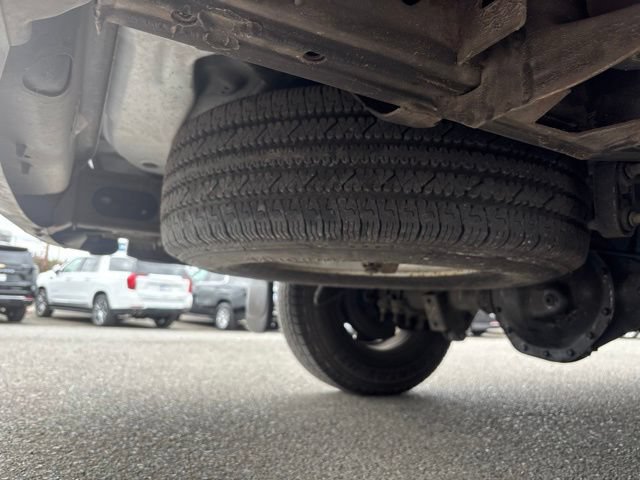 Used 2011 Chevrolet Express 2500 RWD image 29