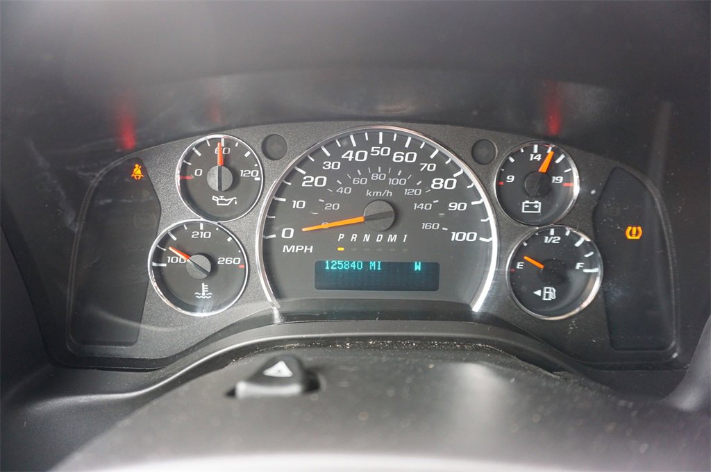 Used 2022 Chevrolet Express 2500 w/ Driver Convenience Package image 8