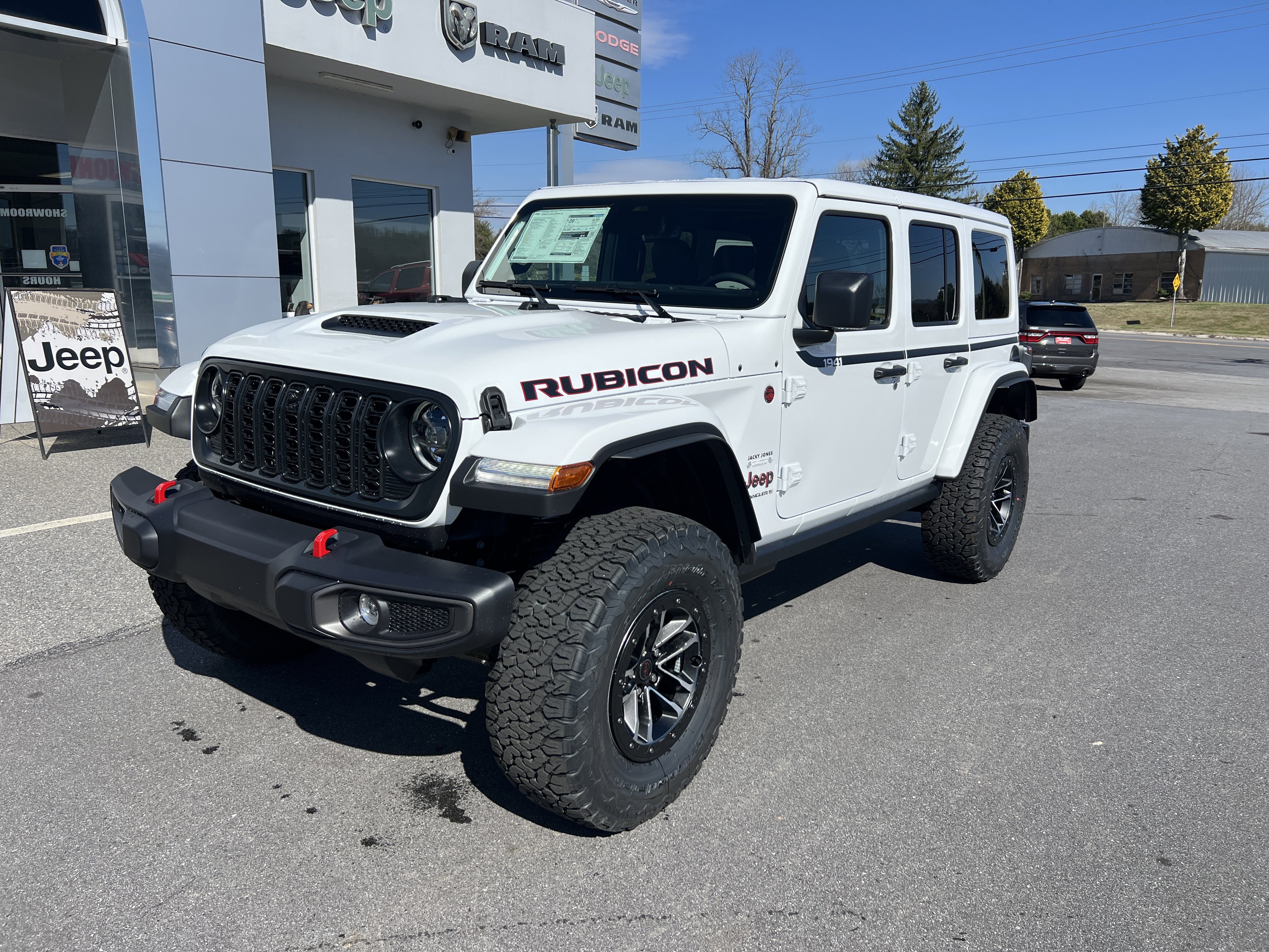 New 2026 Jeep Wrangler Unlimited Rubicon AWD/4WD image 6