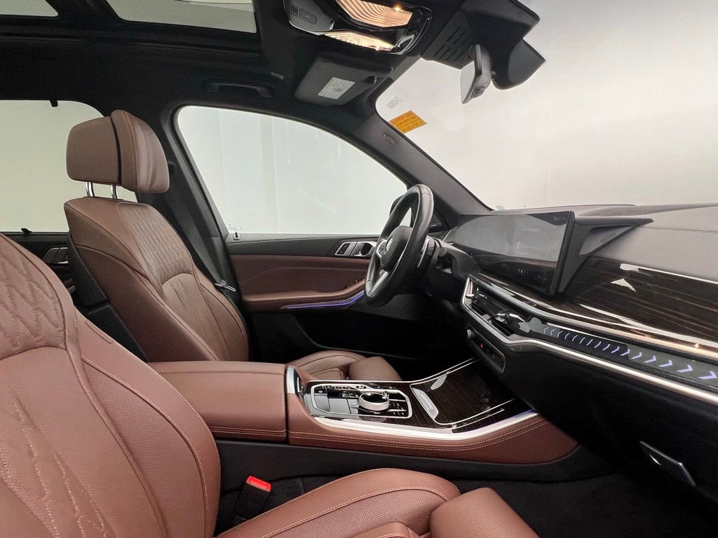 Certified 2024 BMW X5 xDrive40i w/ Executive Package image 6