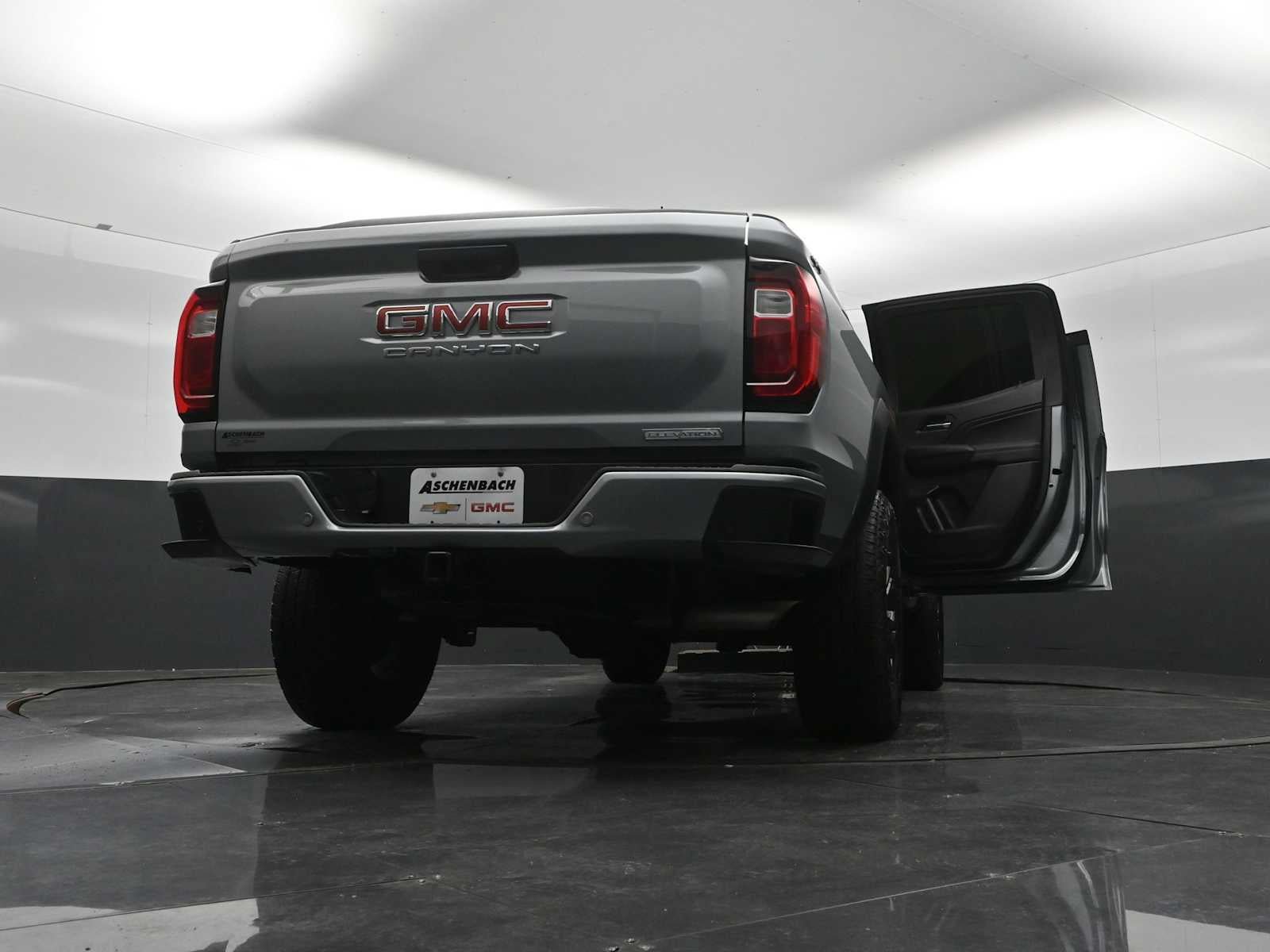 Used 2024 GMC Canyon Elevation w/ Convenience Package AWD/4WD image 30