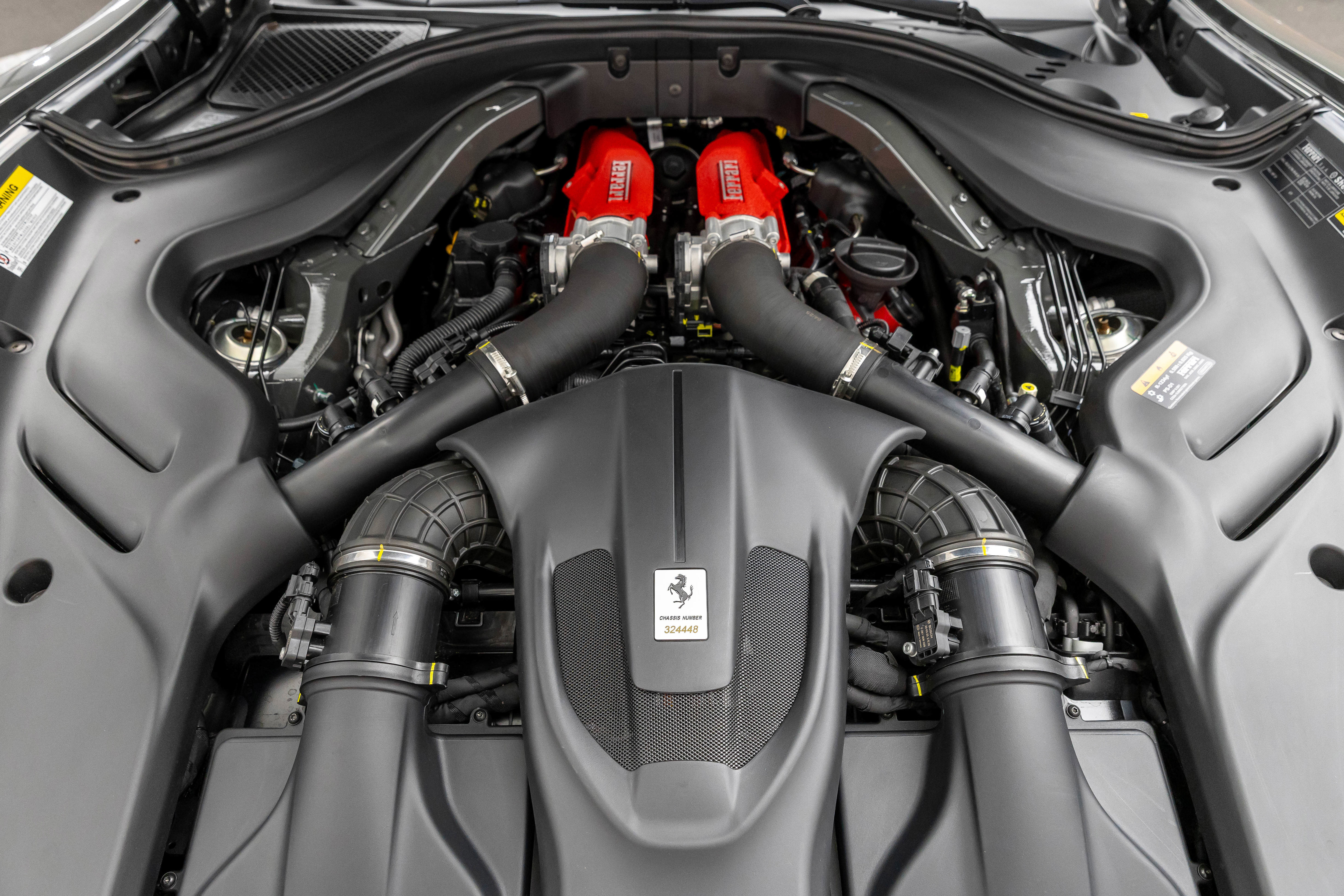 Certified 2025 Ferrari Roma Spider RWD image 42