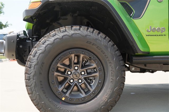 New 2025 Jeep Wrangler Unlimited Rubicon 392 image 5
