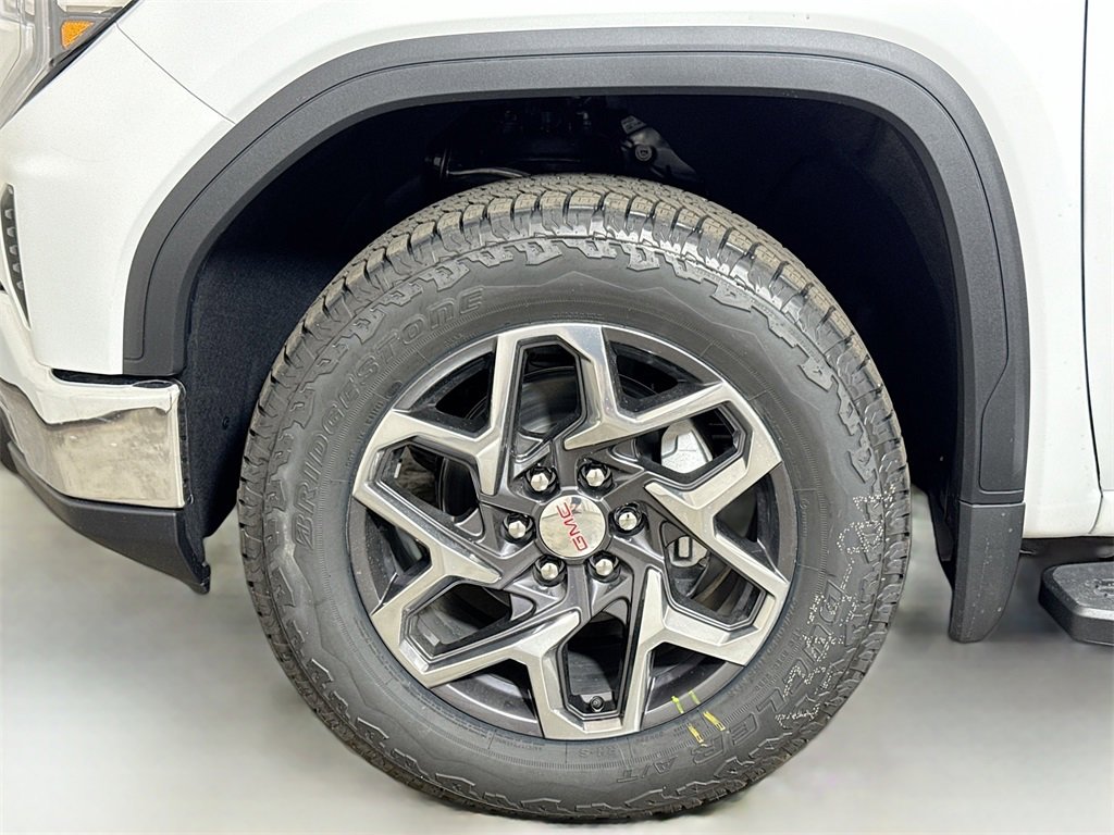 New 2026 GMC Sierra 1500 SLT image 19