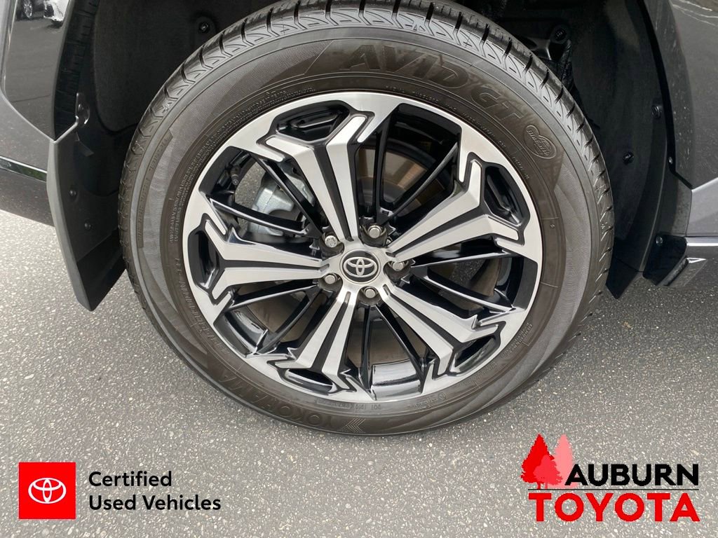 Used 2024 Toyota RAV4 XSE w/ Weather Package AWD/4WD image 10