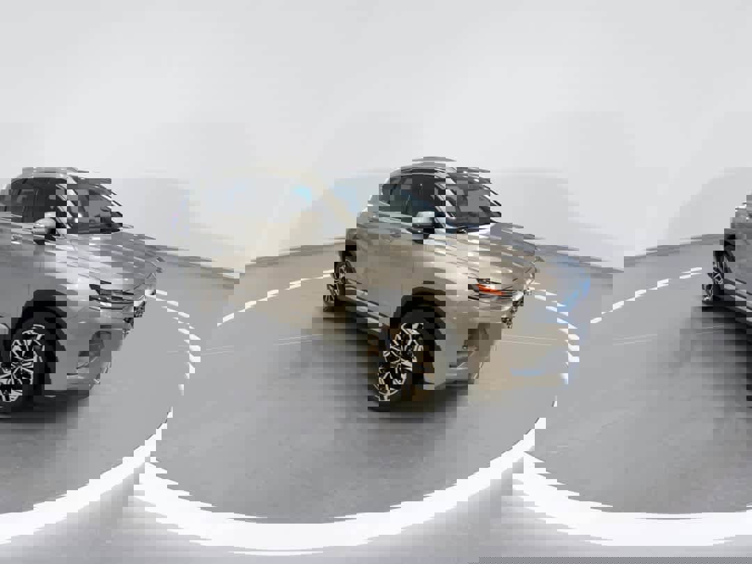 Used 2020 Hyundai Santa Fe SEL image 2