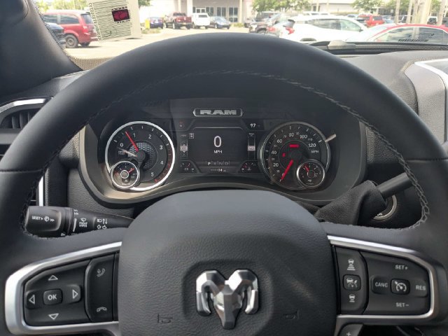 New 2026 RAM 3500 Big Horn AWD/4WD image 30