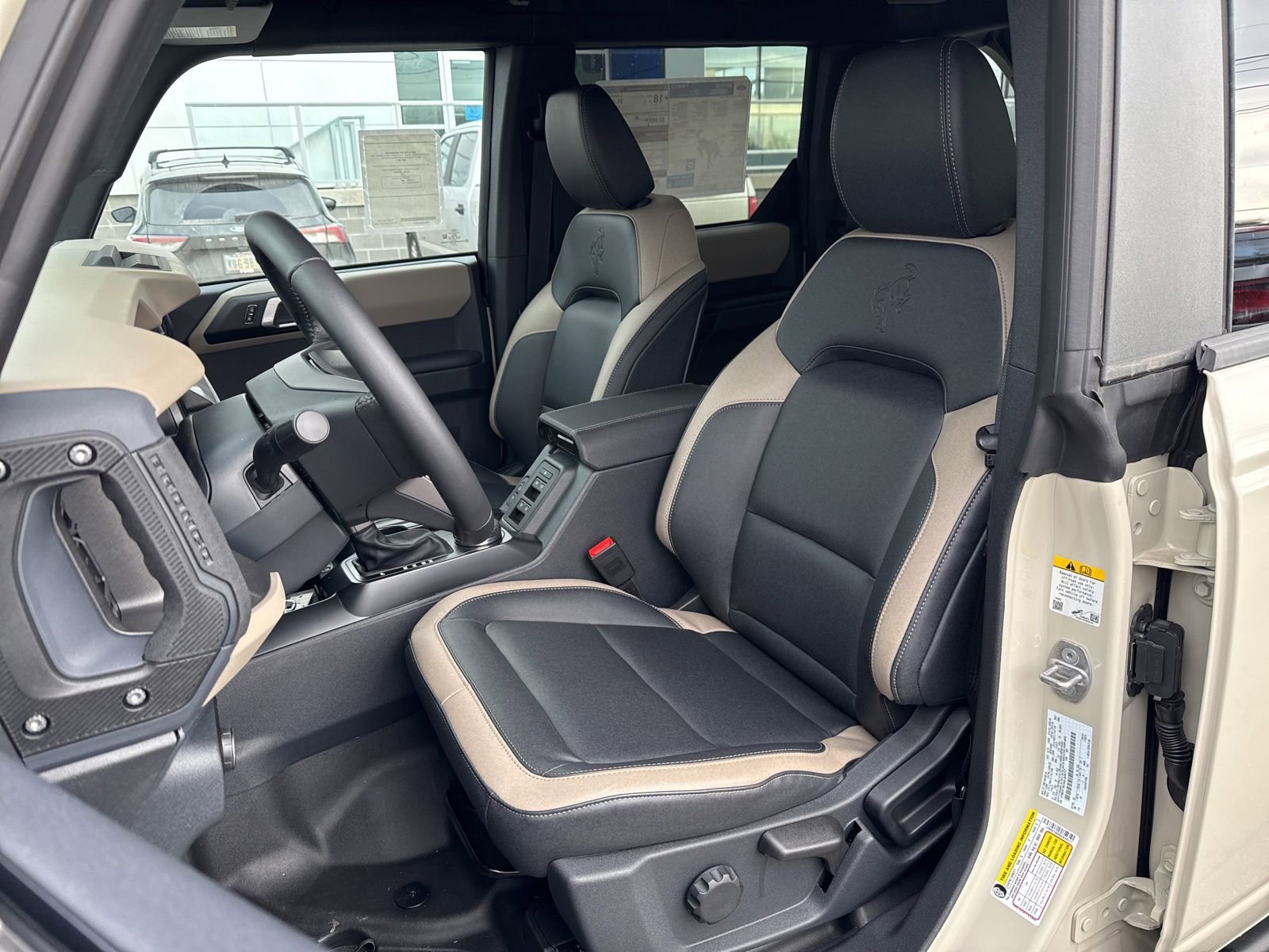 New 2025 Ford Bronco Big Bend w/ Black Diamond Package image 2