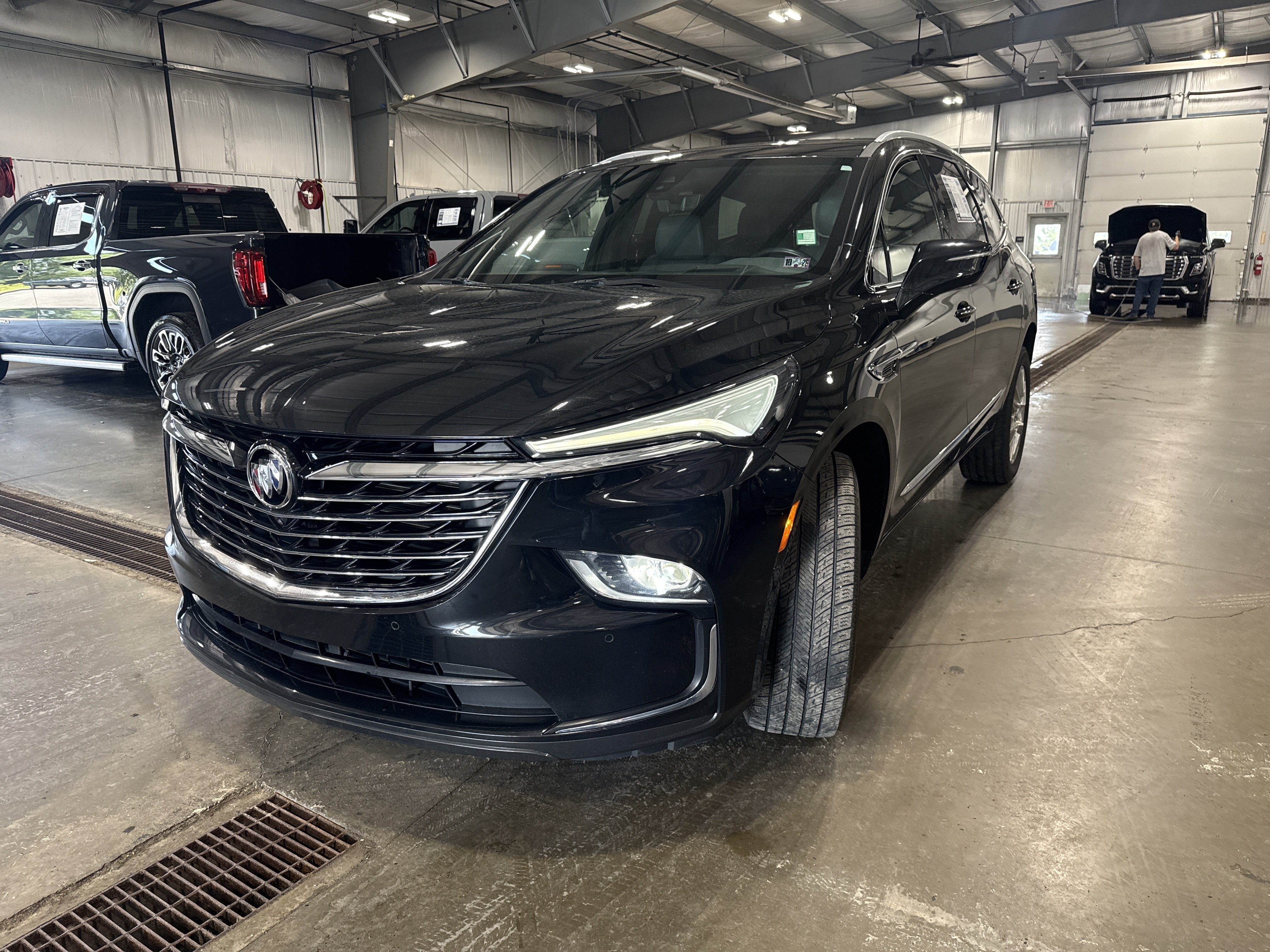 Used 2022 Buick Enclave Premium w/ Experience Buick Package AWD/4WD image 8