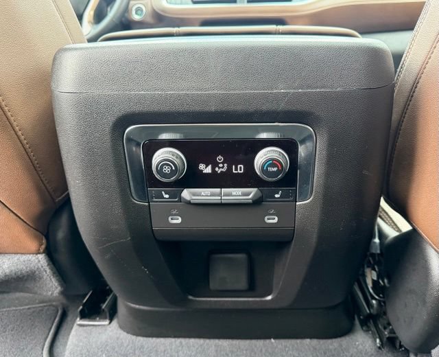 Certified 2024 Chevrolet Tahoe High Country AWD/4WD image 33