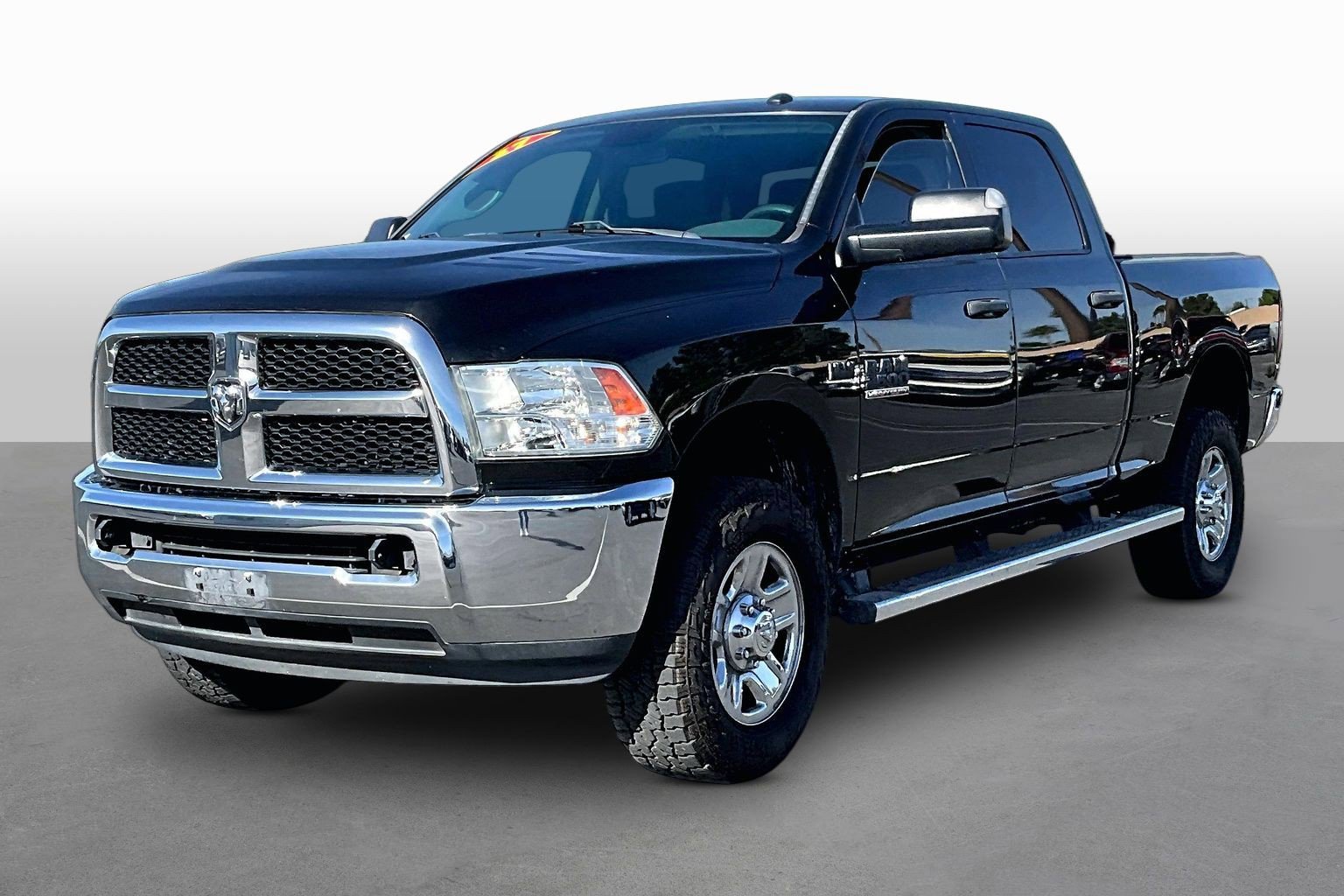 Used 2017 RAM 2500 Tradesman w/ Chrome Appearance Group