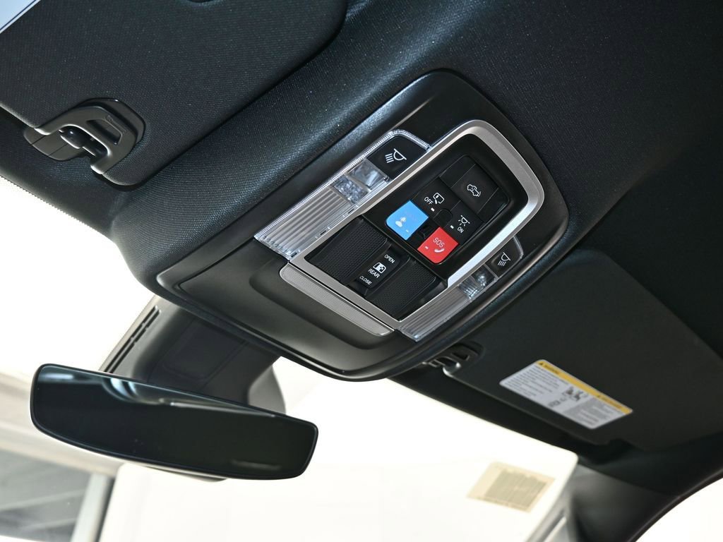 Used 2025 RAM 1500 Laramie image 21