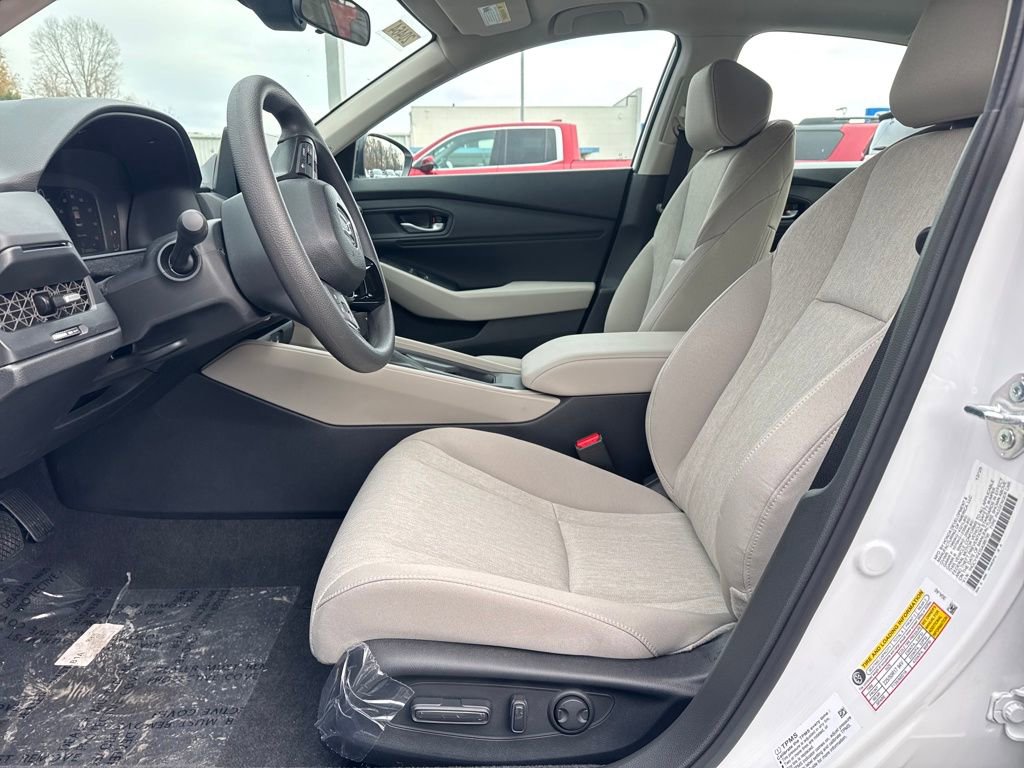 New 2025 Honda Accord SE image 17