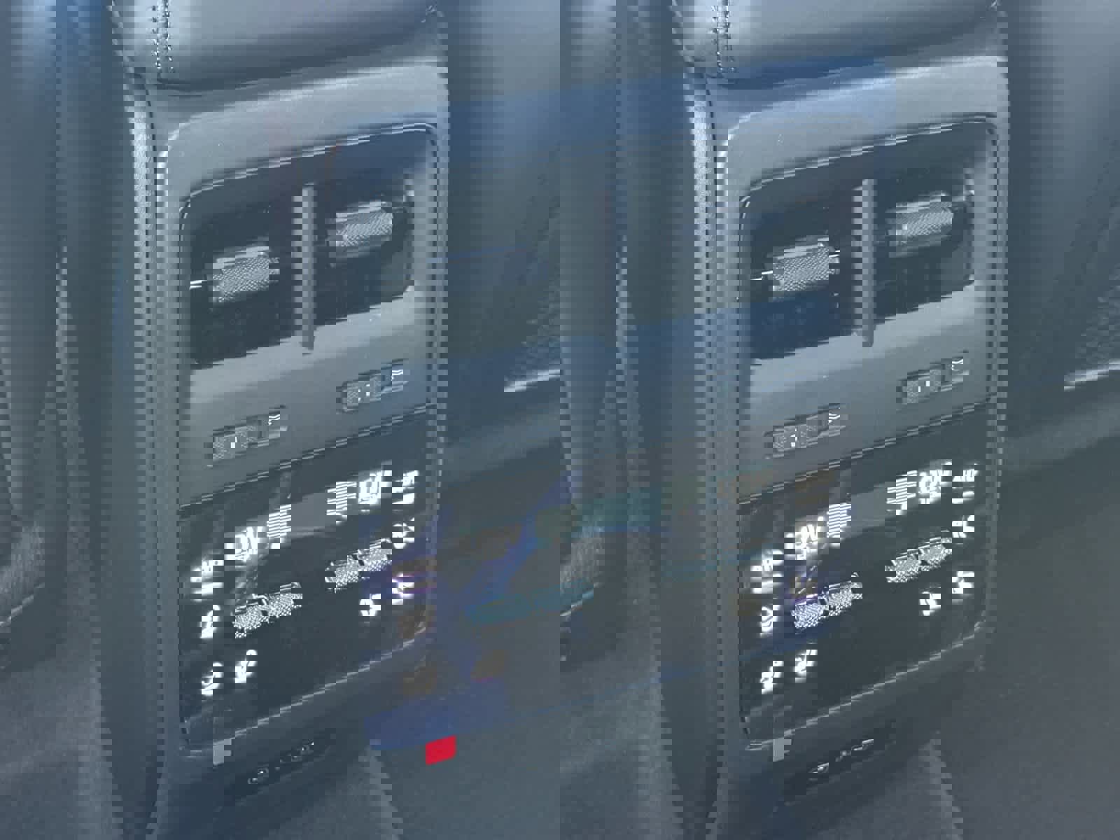 New 2026 Porsche Macan Electric RWD image 14