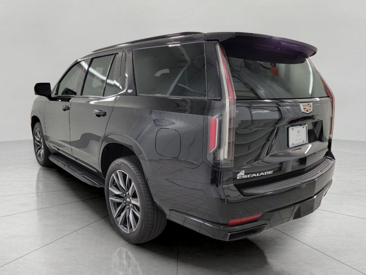 Certified 2021 Cadillac Escalade Sport AWD/4WD image 20
