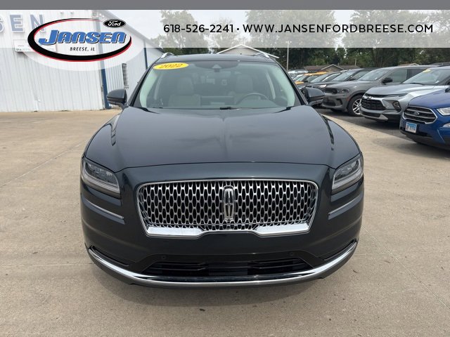 Used 2022 Lincoln Nautilus Reserve w/ Equipment Group 201A image 2