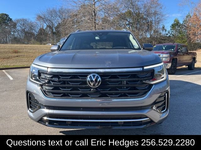 Used 2024 Volkswagen Atlas SEL Premium R-Line image 2