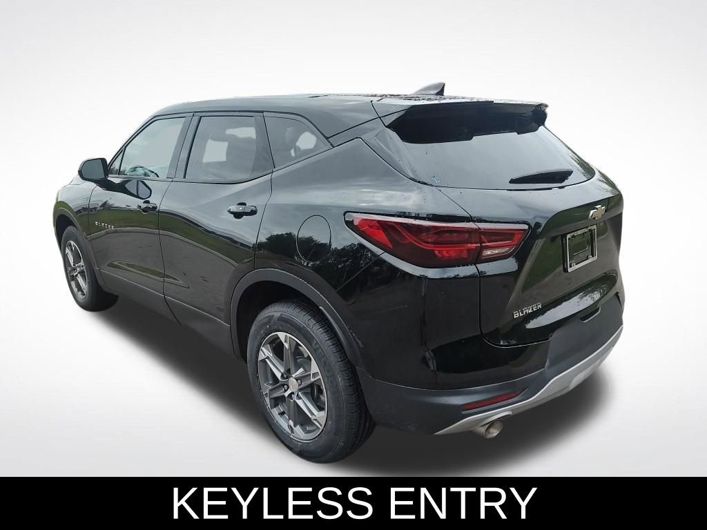 Used 2024 Chevrolet Blazer LT image 5