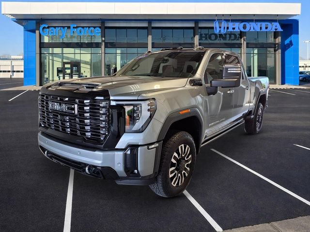 Used 2025 GMC Sierra 2500 Denali Ultimate AWD/4WD image 4